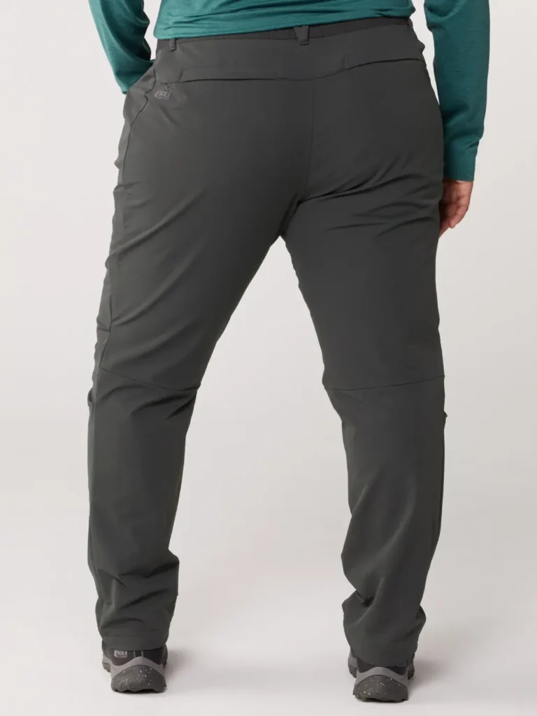 6 Best Plus Size Hiking Pants for Curvy Women [2024 Guide] – Bigfoot Hiking